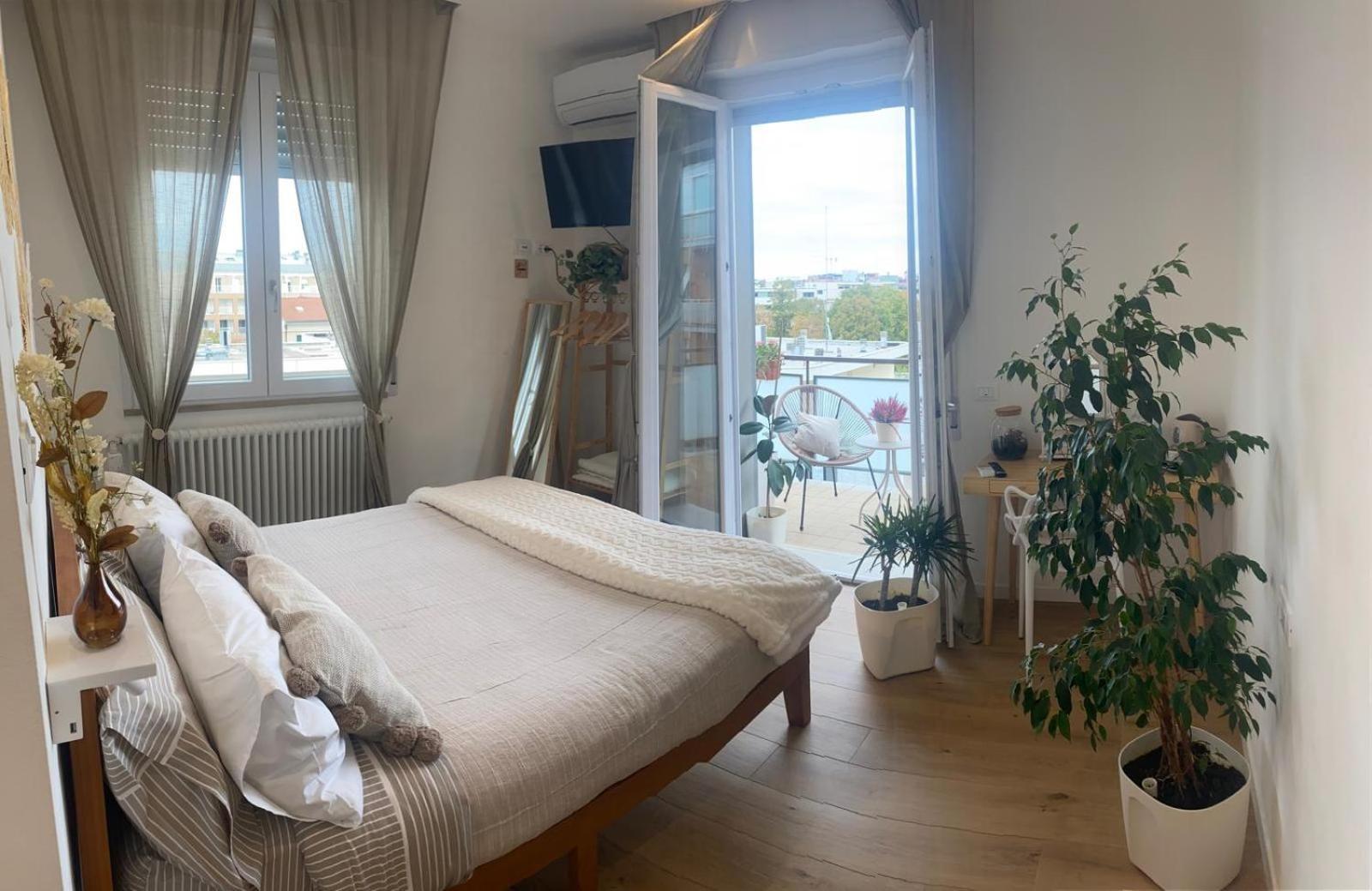 Keizna Rooms Cesena Exteriör bild